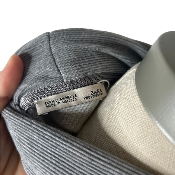 Zara Gray High Neck Long Sleeve Sweater with Sheer Overlay Long Tank Size Medium - Picture 16 of 16